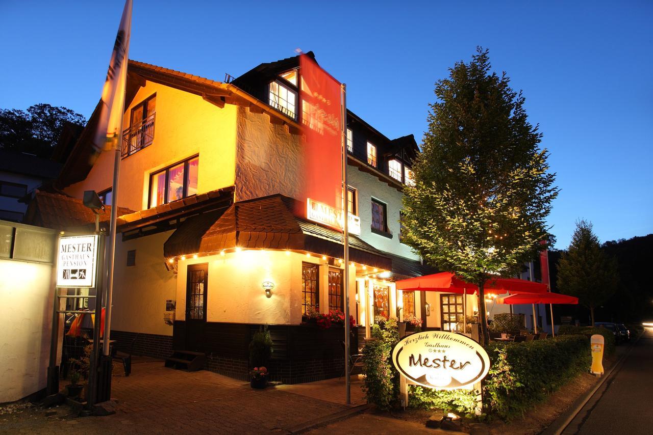 Gasthaus Mester Oedingen ภายนอก รูปภาพ